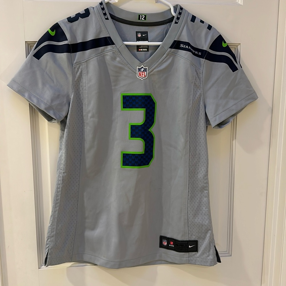 Nike Seahawks Jersey, women’s size medium, #3 Wilson